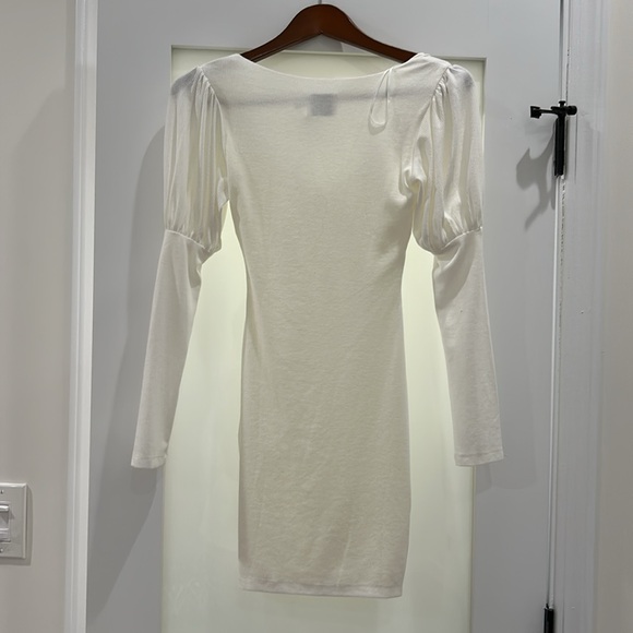 PP puffy shoulder ribbed dress with ties at front - Picture 2 of 2